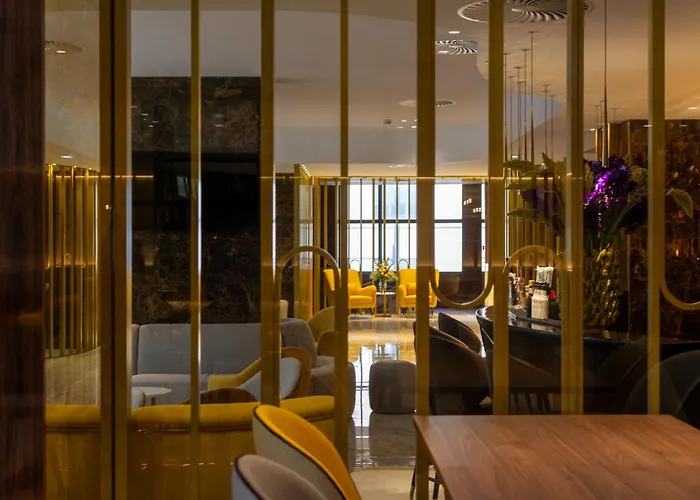 VIP Executive Suites do Marquês Hotel